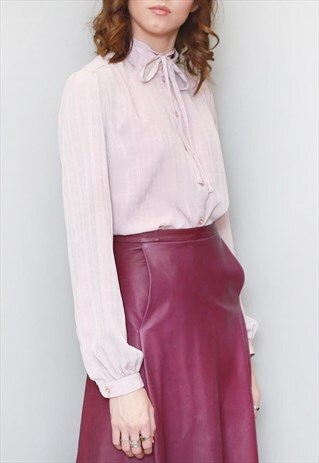 VINTAGE 1970'S LADY MANHATTAN LILAC BOW TIE BLOUSE