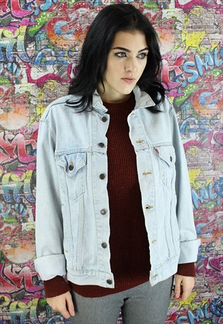 VINTAGE 80S LIGHT BLUE LEVI'S DENIM JACKET. UNISEX