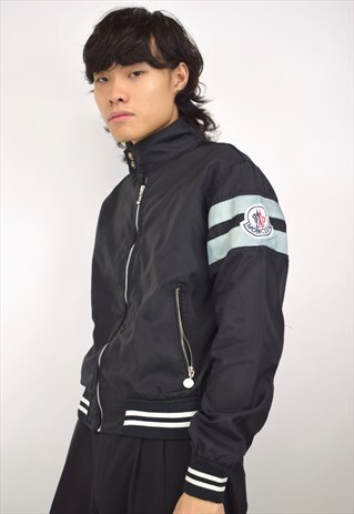 VINTAGE 90S MONCLER BLACK JACKET