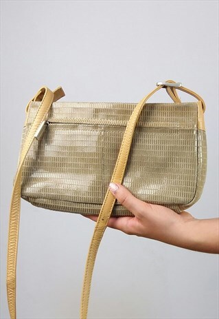 VINTAGE 90'S PATENT SUEDE LEATHER SHOULDERSTRAP BAG / PURSE