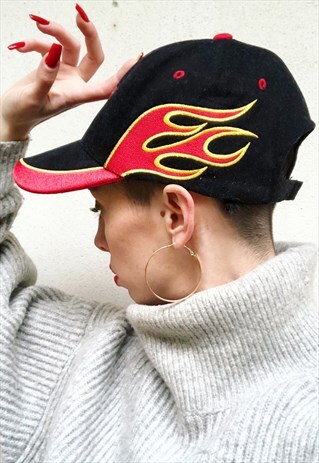 VINTAGE 90S FLAME HAT