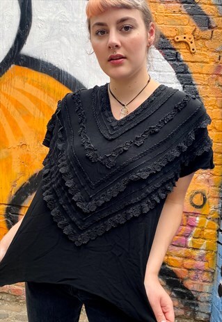 VINTAGE 80S T-SHIRT IN BLACK WITH RUFFLE DETAILS