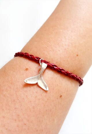 WHALE TAIL CHARM BRACELET DEEP RED
