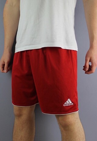 VINTAGE ADIDAS SHORTS IN RED WITH EMBROIDERED LOGO AND DRAWS