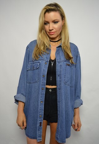 VINTAGE 90S WOOLRICH OVERSIZED MEDIUM BLUE WASH DENIM SHIRT