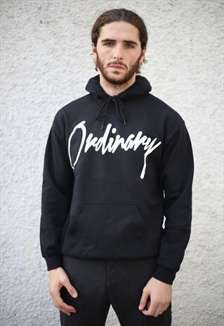 CLASSIC ORDINARY BLACK HOODIE