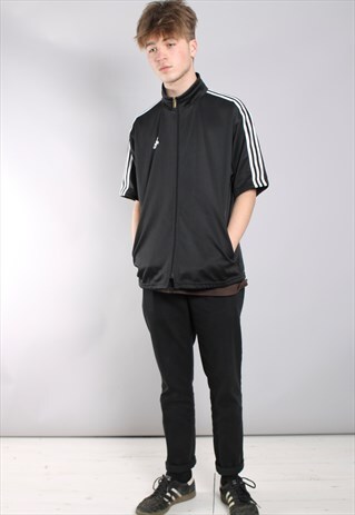 VINTAGE ADIDAS SLEEVELESS JACKET
