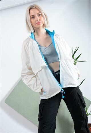 VINTAGE WOOLRICH WINDBREAKER JACKET IN WHITE.