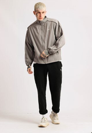 VINTAGE REEBOK SHELL JACKET