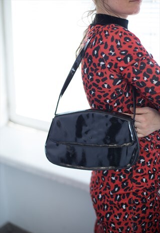 VINTAGE 80'S BLACK VARNISHED SHOULDER BAG