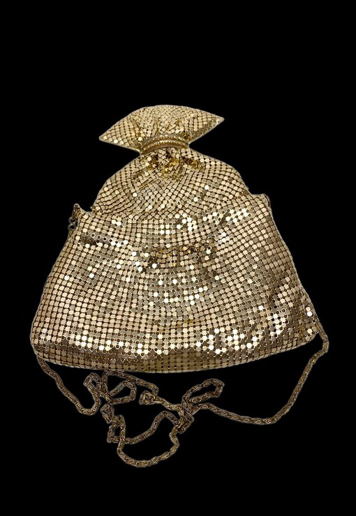 garment image