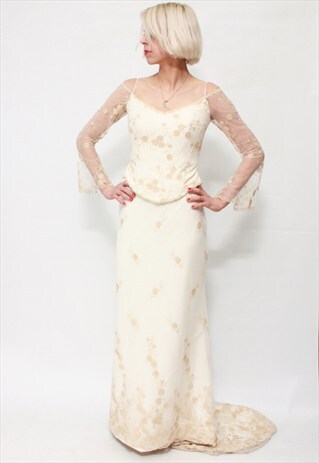 VINTAGE 80'S CLASSIC BEAUTIFUL WEDDING DRESS WITH LACE