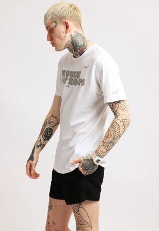 VINTAGE NIKE T-SHIRT