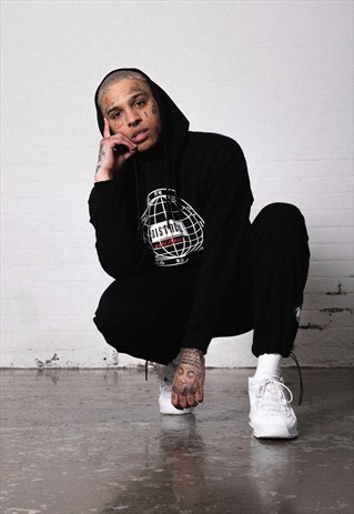 GLOBETROTTER HOODIE - BLACK