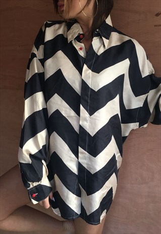 OVERSIZED RETRO 90S 80S VINTAGE UNISEX FESTIVAL SHIRT