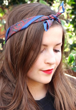 VINTAGE 70S SCARF - PAISLEY PATTERNED - HEAD SCARF - CHIC