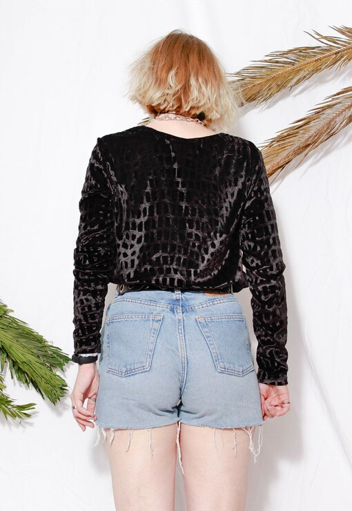 garment image