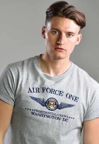 VINTAGE 1990S AIR FORCE ONE EMBROIDERED LOGO TEE