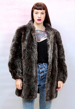 1980S VINTAGE BROWN FAUX FUR COAT WITH GREY FLECKS
