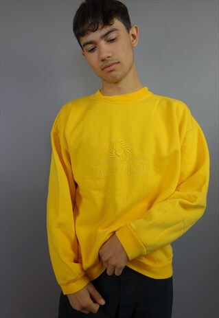 YELLOW MALLORCA TOURIST SOUVENIR SWEATSHIRT
