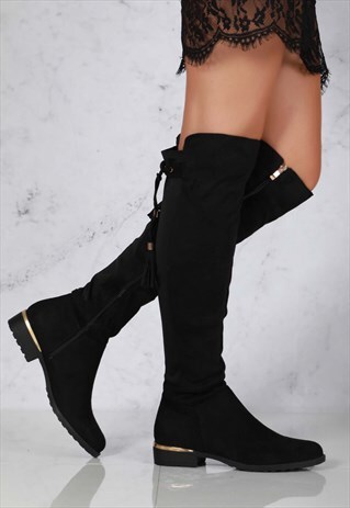 STRETCH BACK WITH TASSLE BOOT IN BLACK SUEDE