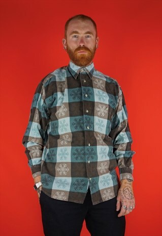 VINTAGE 1990S SNOWFLAKE SHIRT