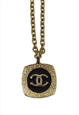 Authentic Chanel Charm Reworked, CC Logo, Black and Gold
