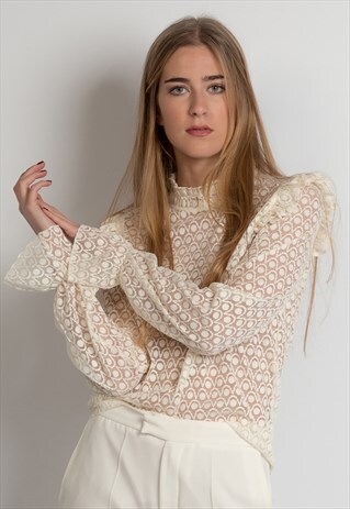 LACE BLOUSE IN BEIGE