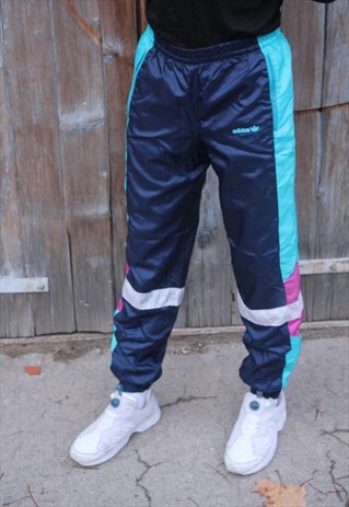 VINTAGE ADIDAS TRACK PANT
