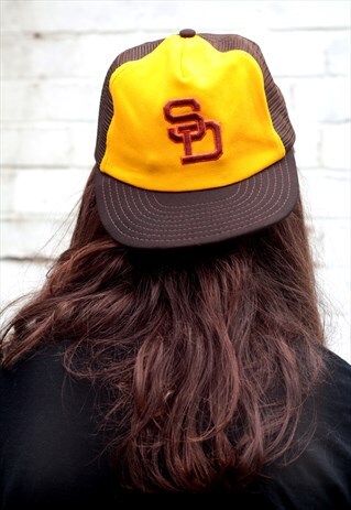 1990'S VINTAGE 'SD'' CAP IN YELLOW