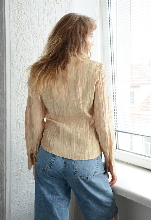garment image