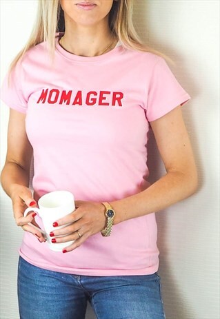 MOMAGER T SHIRT IN PINK