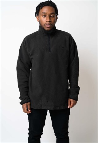 THE NORTH FACE FLEECE
