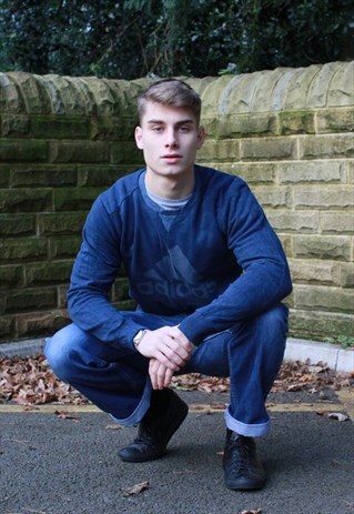 VINTAGE BLUE ADIDAS SWEATSHIRT