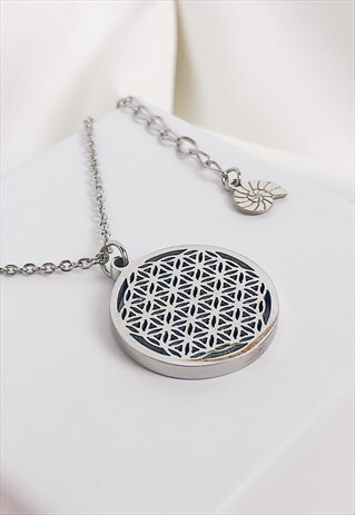 FLOWER OF LIFE NECKLACE SILVER COLOUR DELICATE JEWELLERY