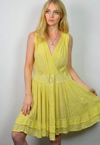 VINTAGE 70S SHEER YELLOW BOHO BEACH / FESTIVAL DRESS
