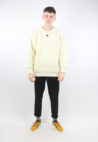 VINTAGE ARAN WOOL JUMPER