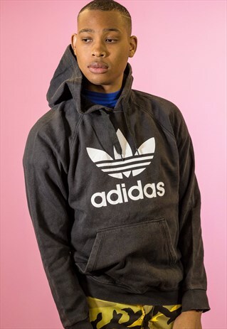 VINTAGE ADIDAS HOODIE