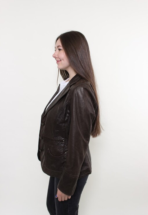 garment image
