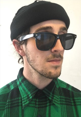 VINTAGE CLASSIC BLACK WAYFARER SUNGLASSES