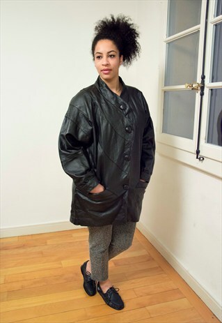 VINTAGE 80'S BLACK LEATHER JACKET (REF/32)