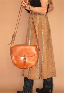 Vintage 80s tan brown genuine leather buckle sadle bag