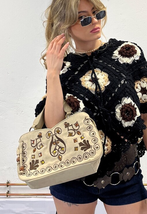 garment image