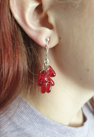 RED BEADS 5CM DROP CLIP ON