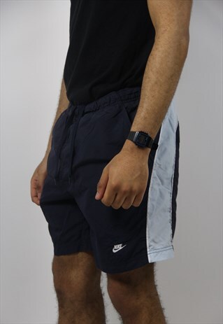 VINTAGE NIKE SHORTS