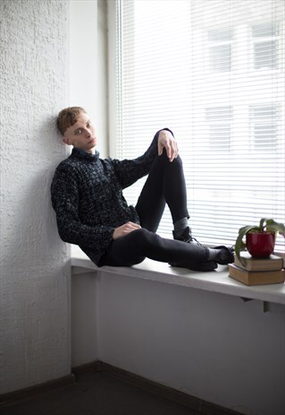 VINTAGE 80'S BLACK HIGH COLLAR KNITTED JUMPER