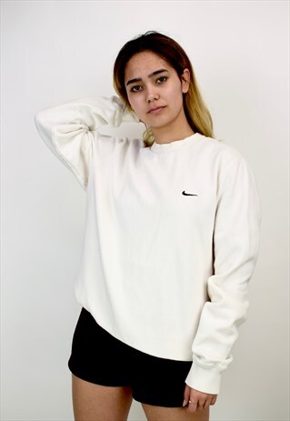 VINTAGE 90'S NIKE SWEATSHIRT