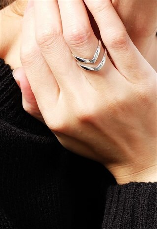 DOUBLE CHEVRON RING WOMEN STERLING SILVER RING