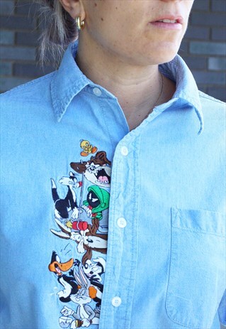VINTAGE 1990S RARE LOONEY TUNES EMBRODERED DENIM SHIRT