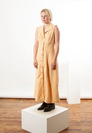 ON SALE CUT-OUT PEACH DRESS / VINTAGE BUTTON UP DRESS